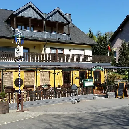 Zur Bruecke Гостевой дом